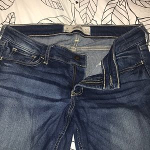 Hollister skinny jeans